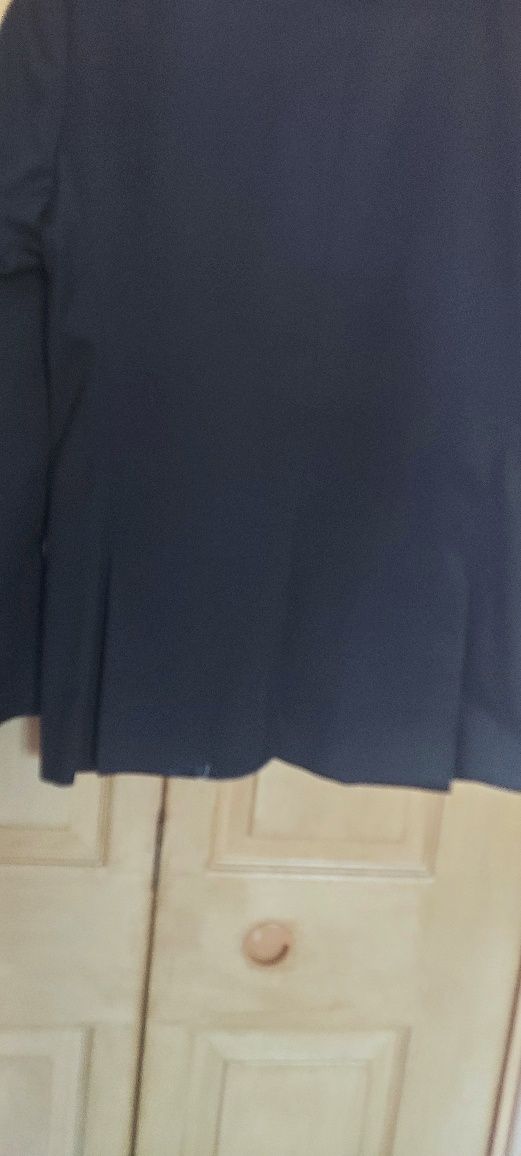 Marynarka Pako Lorente rozmiar z metki  48/174 w klatce 96 cm.