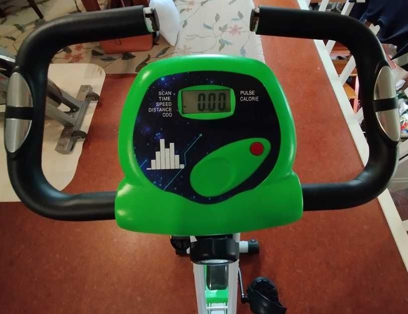 Bicicleta Estática Dobrável HOMCOM