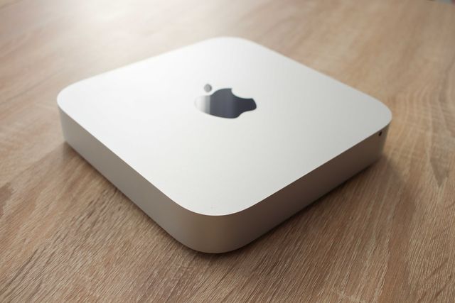 Apple Mac Mini - A1347 - i5 2,6 GHz - 8GB DDR3 - 128GB SSD + 1TB HDD