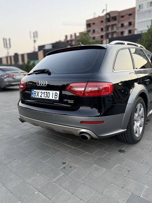 Продам Audi A4 Allroad 2013