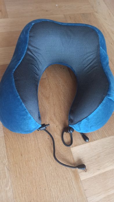Poduszka podróżna turystyczna memory foam rogal na szyję auta zagłówek