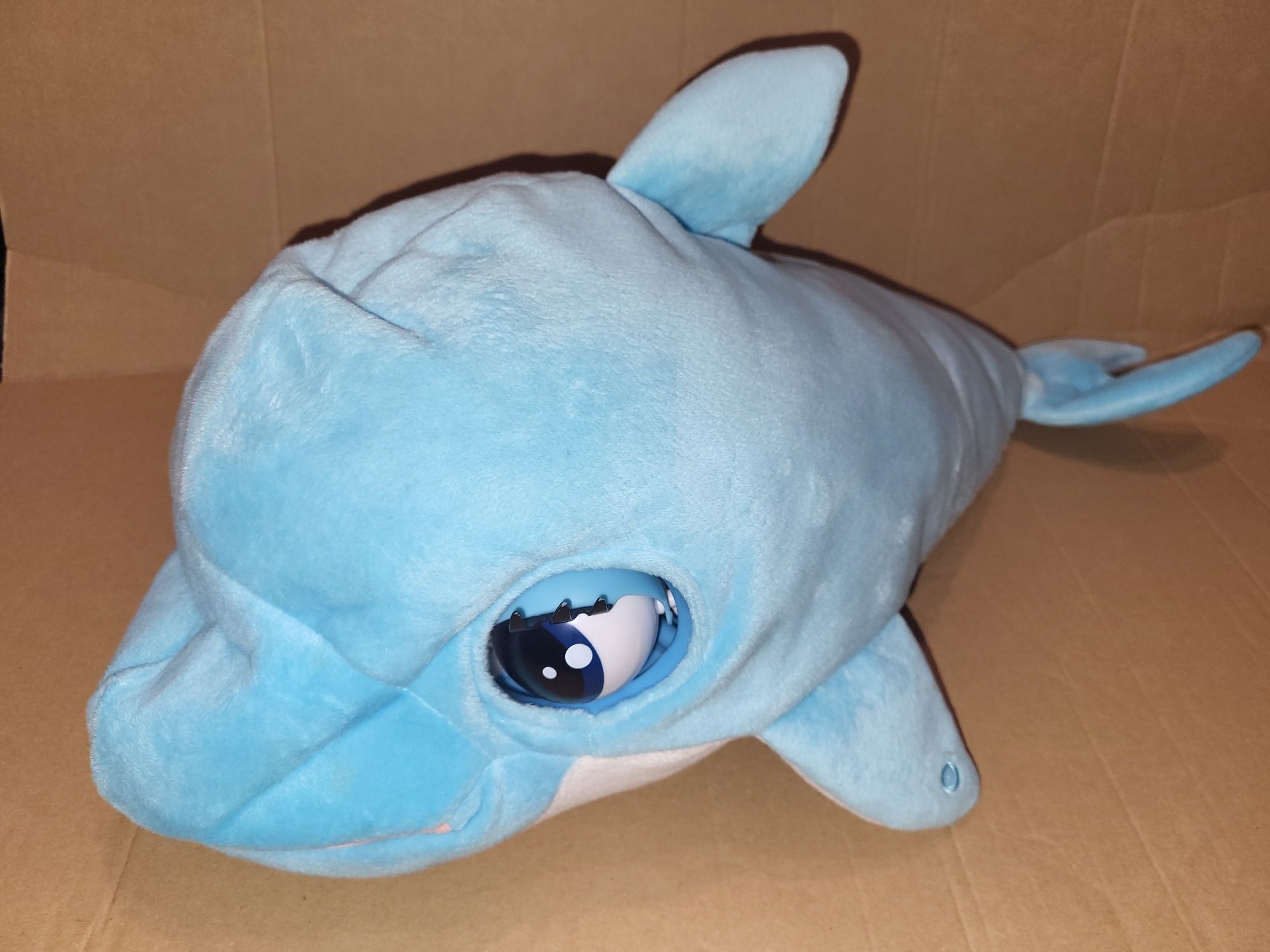 Delfin delfinek Blu Blu maskotka interaktywna pluszak