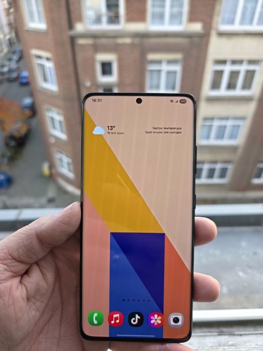 Продам Samsung S21 ultra 12/256 на 2 sim в дуже гарному стані.