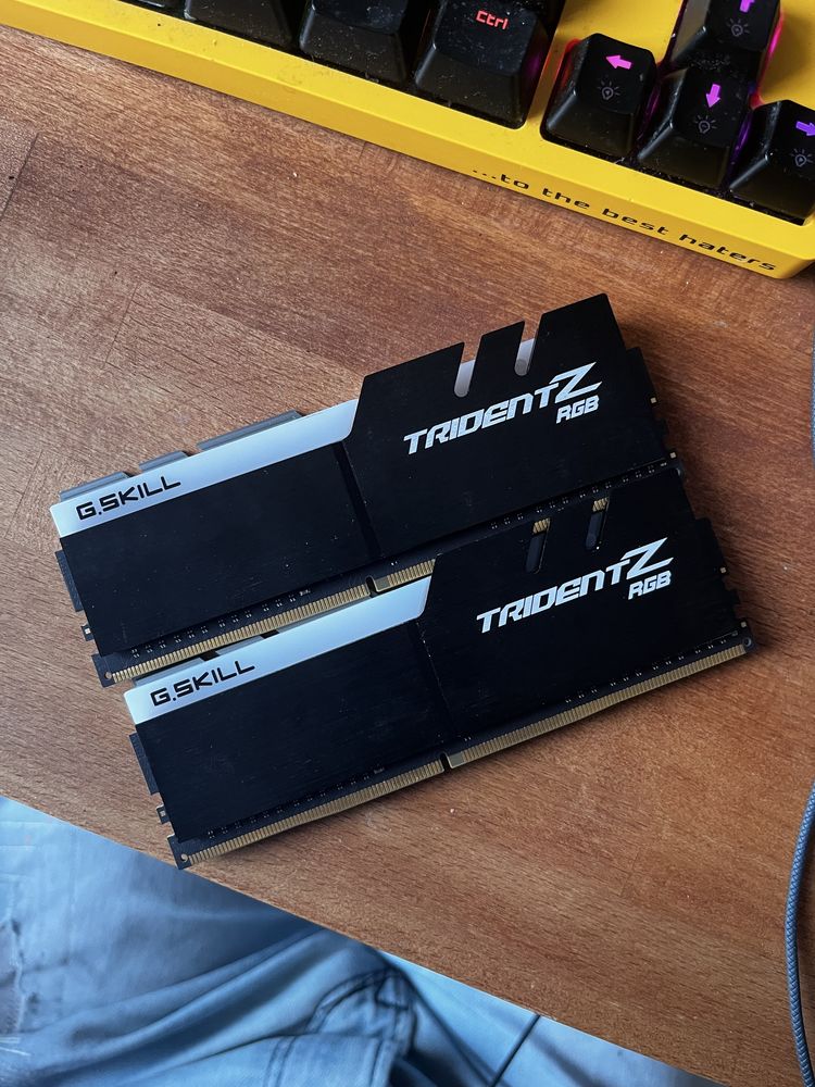 G.Skill TridentZ rgb ddr4 16gb(8gbx2) 3200