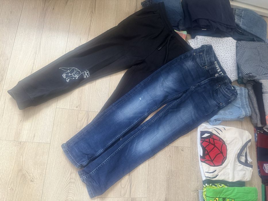 Paka ubran dla chlopca 122-134