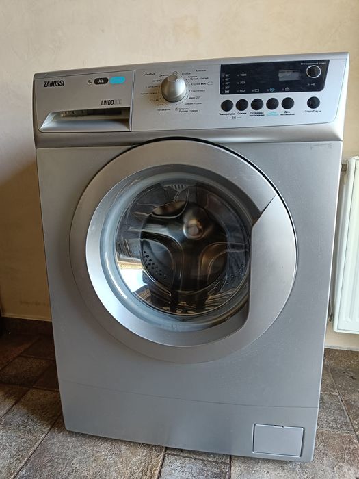 Продам пральну машину Zanussi 6kg