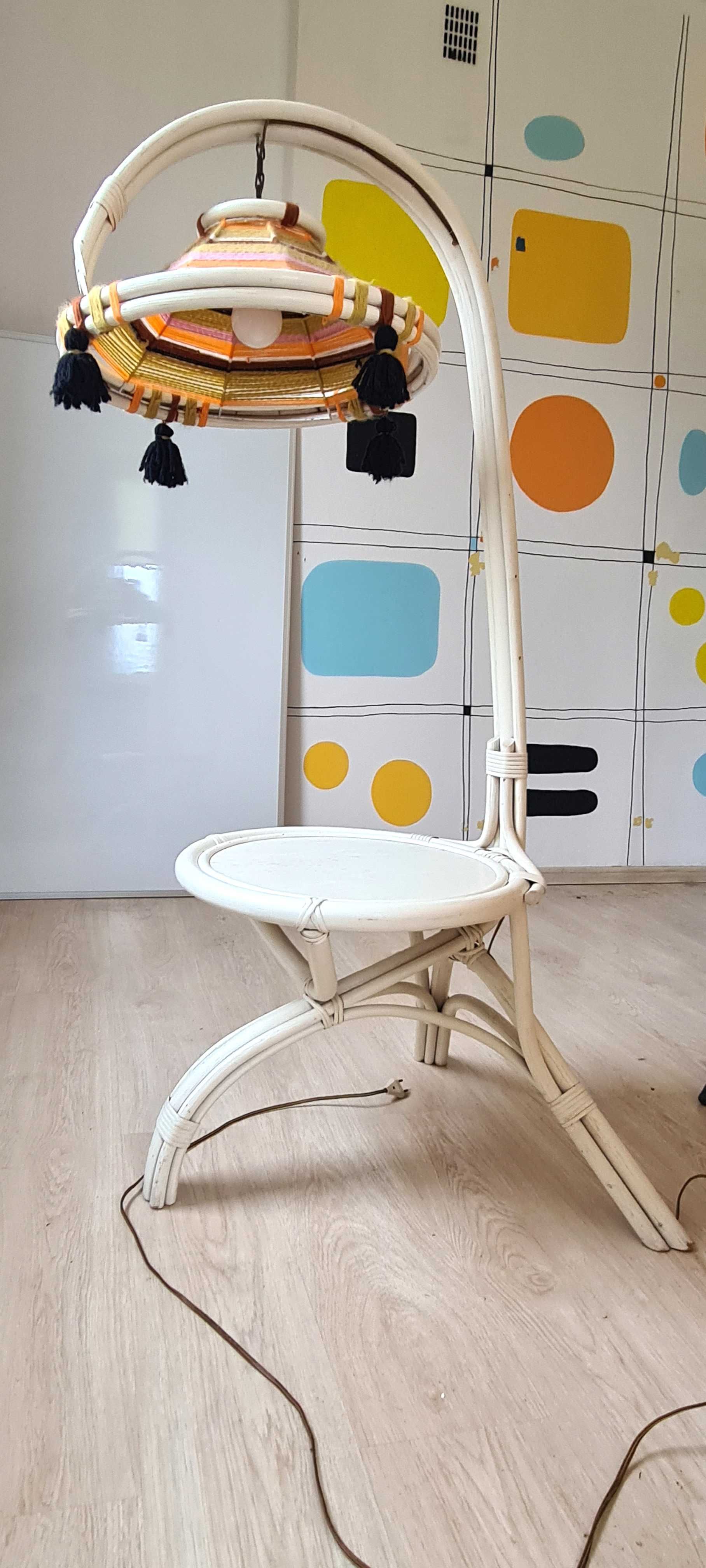 Lampa retro rattan ze stolikiem