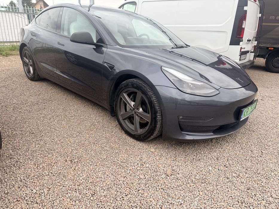 Tesla Model 3 Long Range Dual Motor 4x4 - refresh 21" Pompa Ciepła