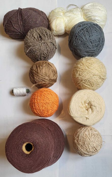 Нитки для в’язання та шиття. Всі по 15 грн. за 100гр./шт.