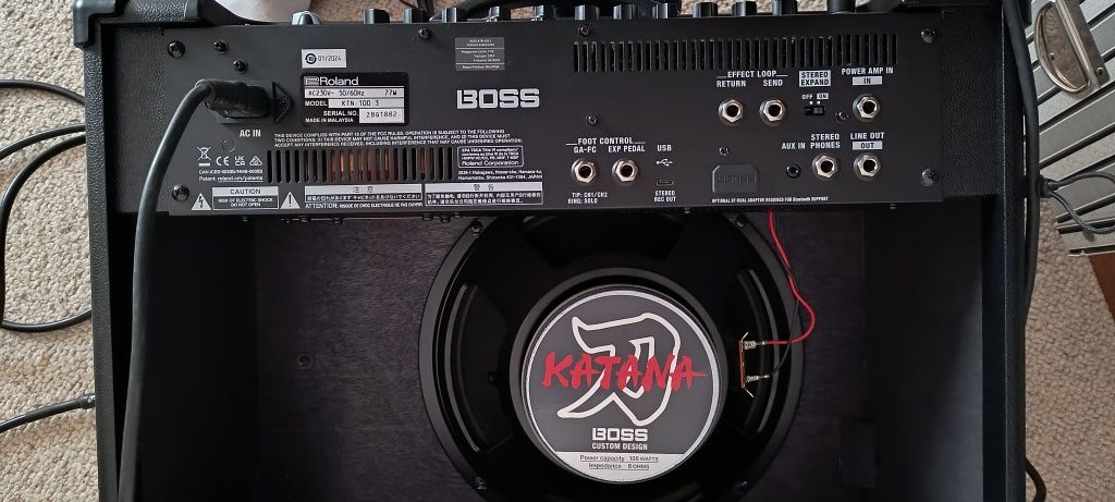 Boss katana 100 gen. 3 na sprzedaż lub zamiana na gitarę elektryczną