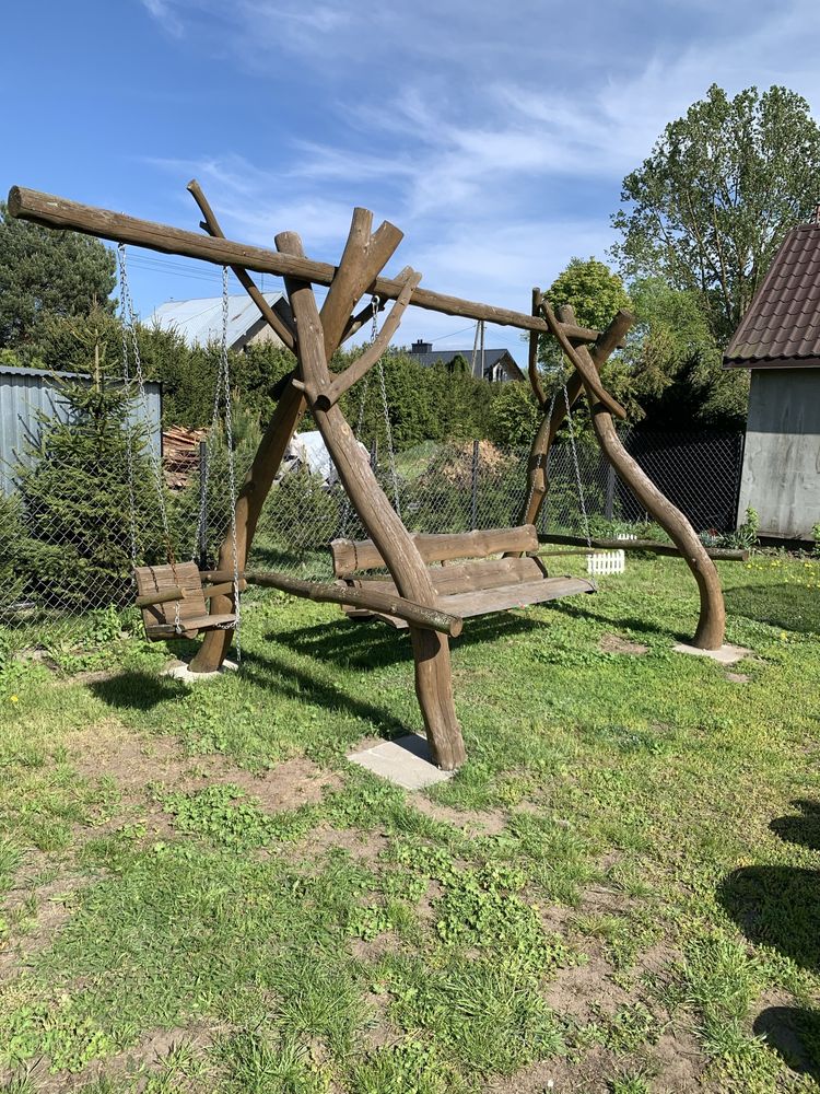 Duża huśtawka ogrodowa