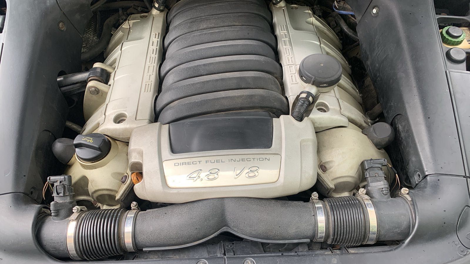Продам порш каен 957