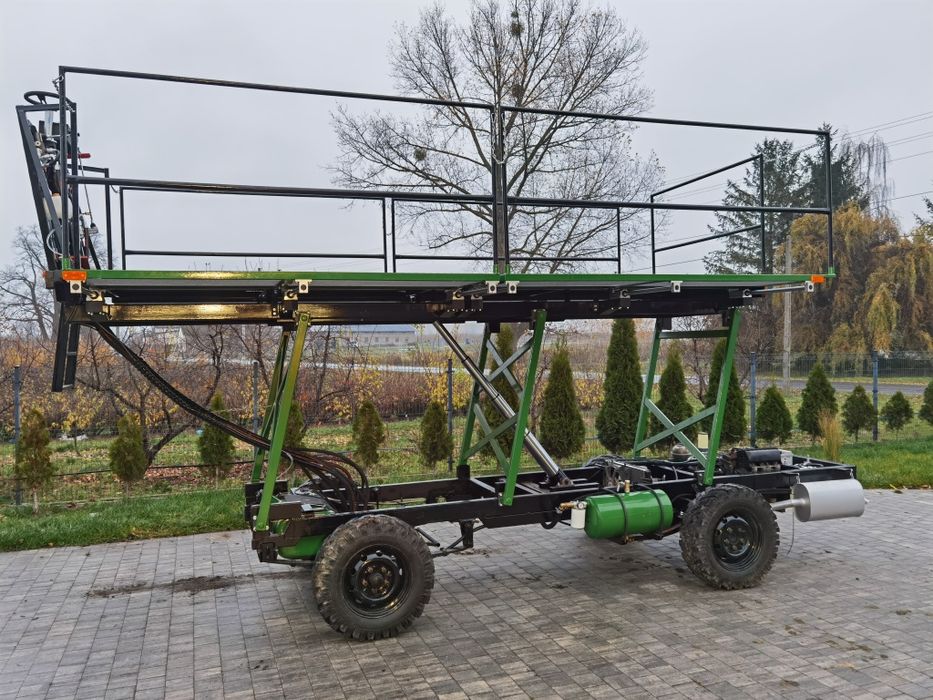 Platforma sadownicza samojezdna