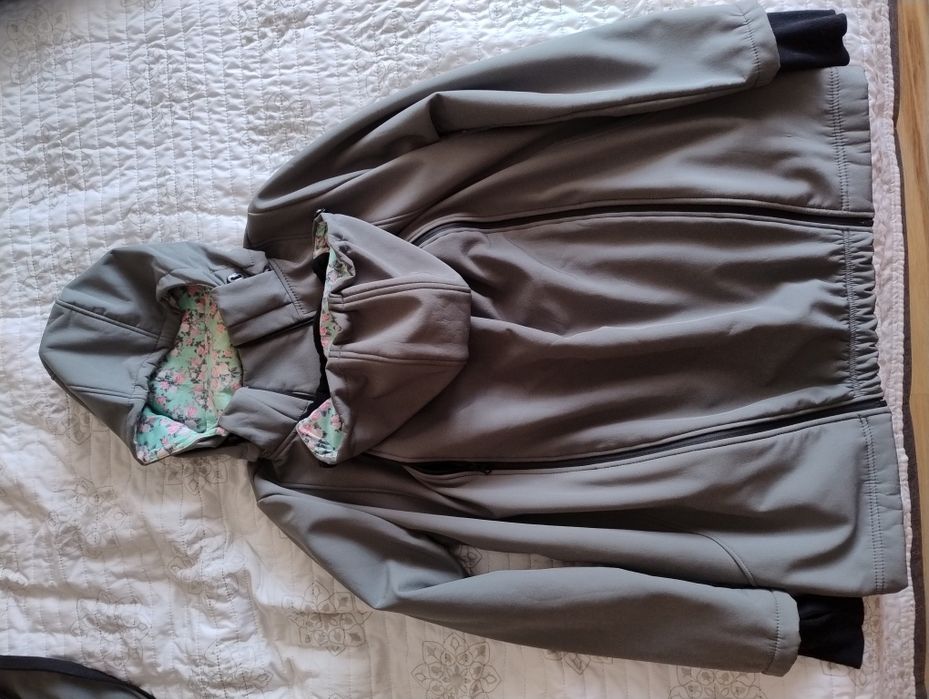Softshell greyse dla dwojga dodatkowo wstawka na ciążowy brzuszek