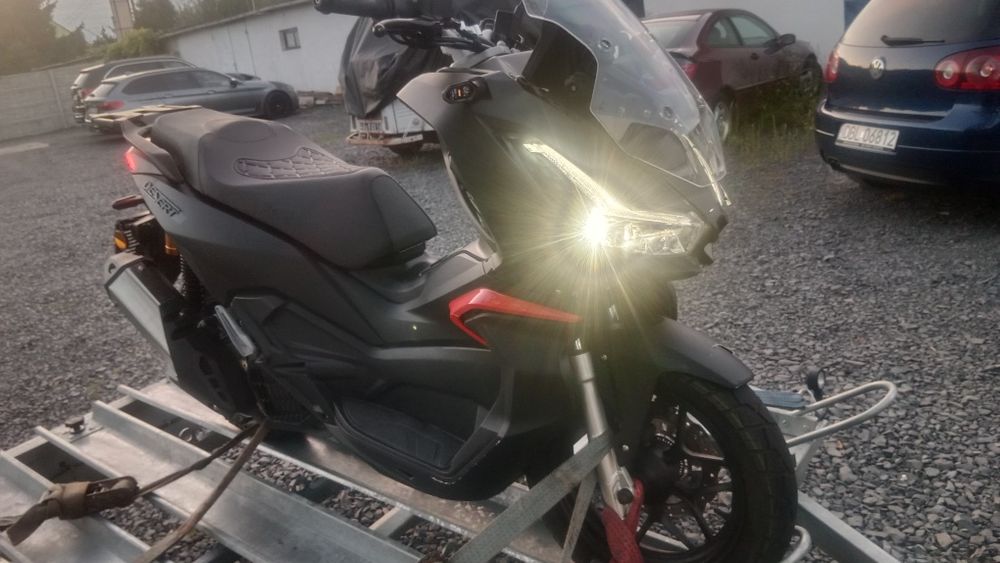 Skuter 125 bournout desert ATV 2025 rok honda pcx