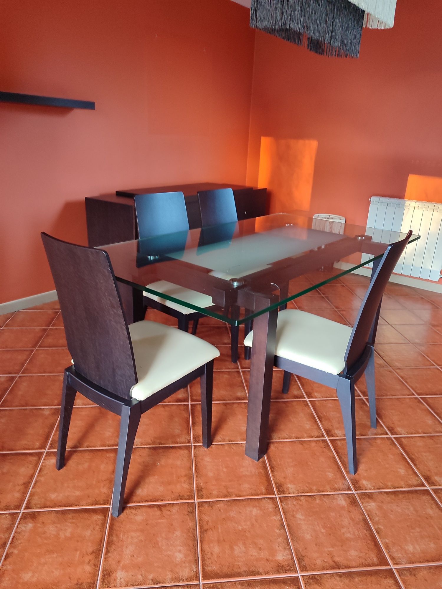 Moveis sala, sofá, mesa e 6 cadeiras, aparador, móvel tv