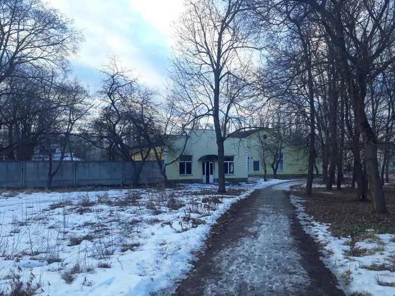 Приміщення їдальні з погребом, 937,6 кв. м, вул. Індустріальна, 1