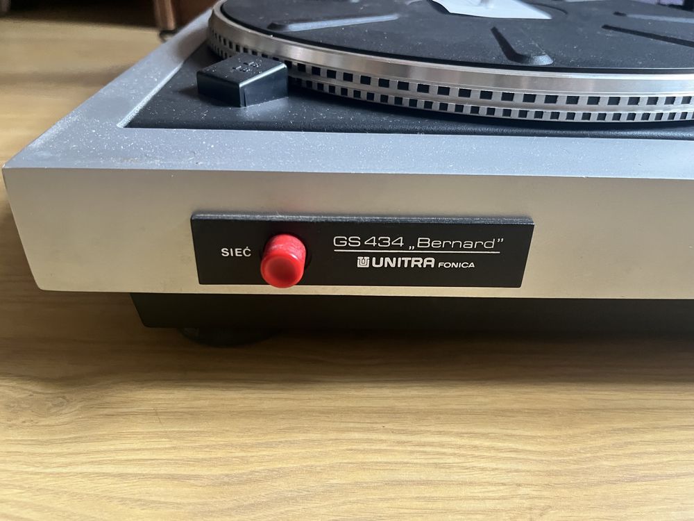 Gramofon Bernard GS 434