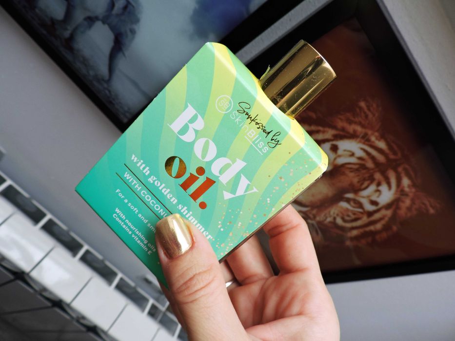 Skin Bliss Nowy olejek do ciała złoty połysk