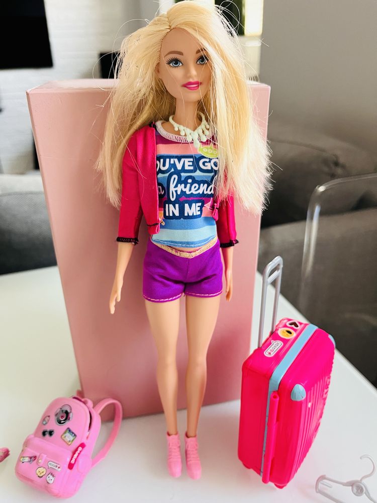 Barbie z akcesoriami