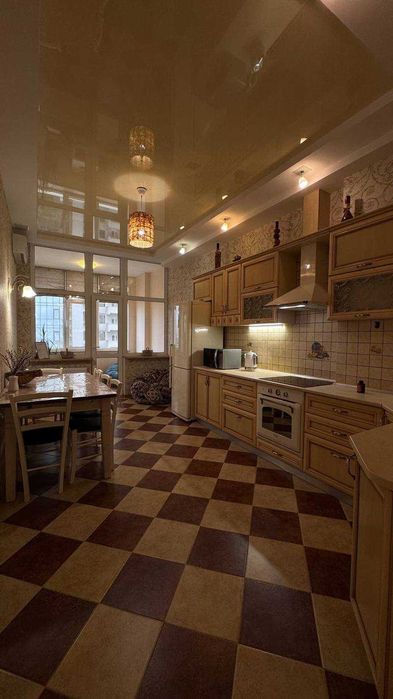 СРОЧНАЯ ПРОДАЖА!
1 Жемчужина  Первая линия с видом на море !