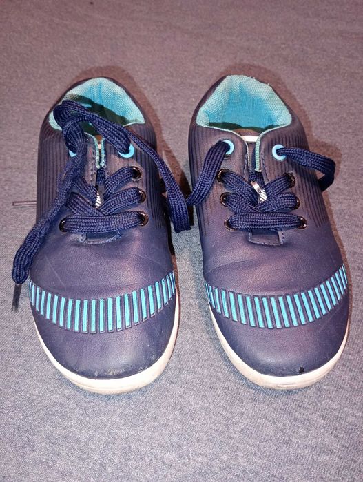 Buty chłopięce 28