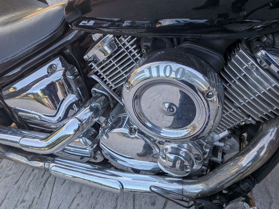 Moto Yamaha DragStar XVS 1100 CC.