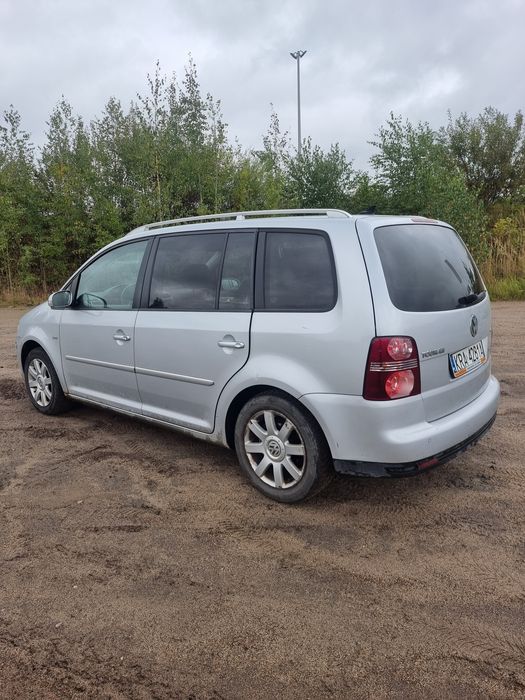 Volkswagen Touran 2.0 TDI 170 KM Highline 7osob