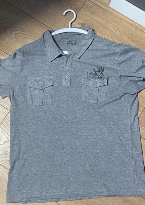 Szara Koszulka polo z nadrukami