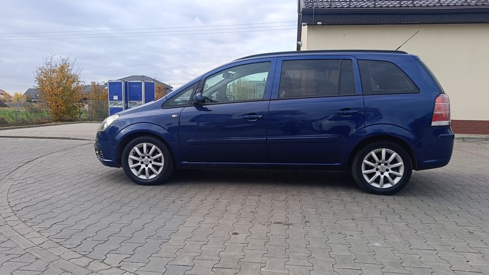 Opel Zafira B 1.8 benzyna + lpg