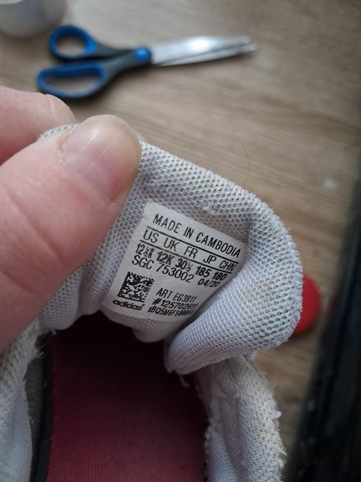 Biało różowe  sneakersy dla dziewczynki Adidas