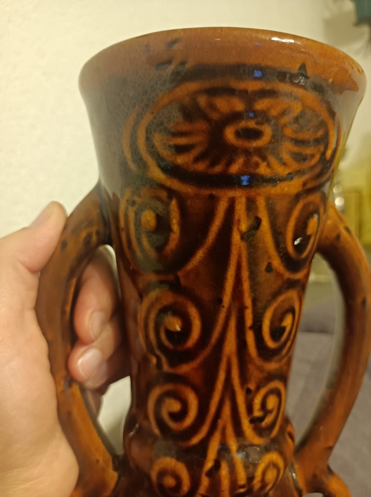 Duży ceramiczny wazon z uszkami PRL
