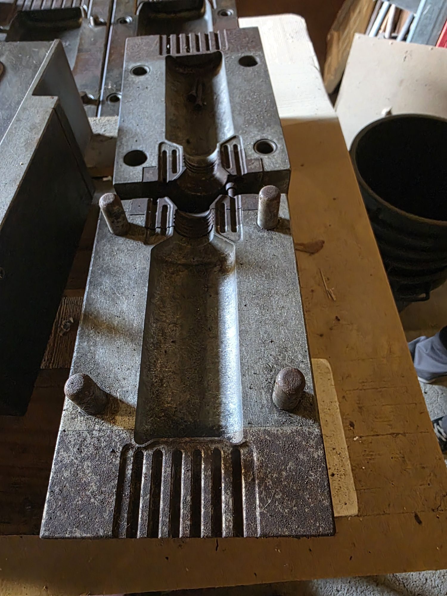 Moldes de sopro para Lixívia e Lava tudo