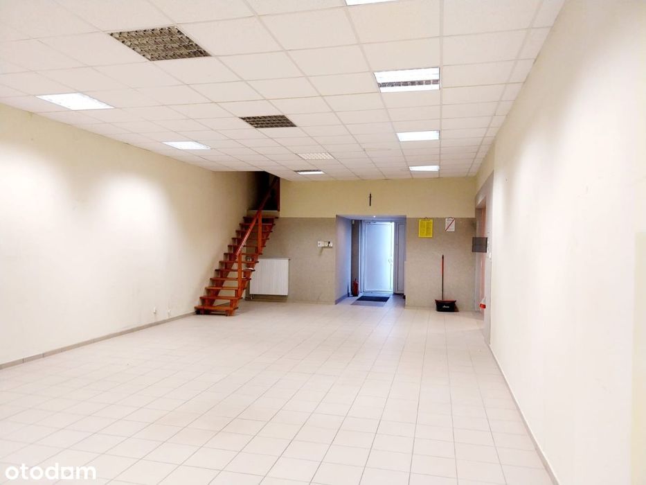 200 m² magazyn z biurami na wynajem