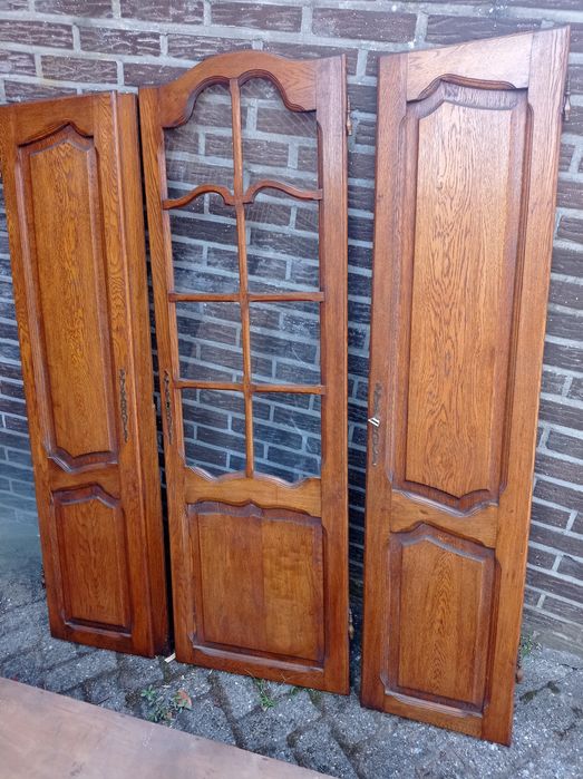 Witryna. Szafa Ludwikowska.