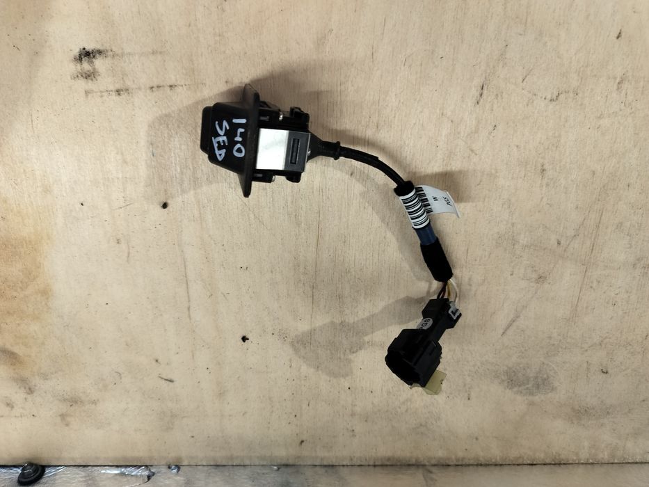 95760-3Z301 kamera cofania Hyundai i40 sedan