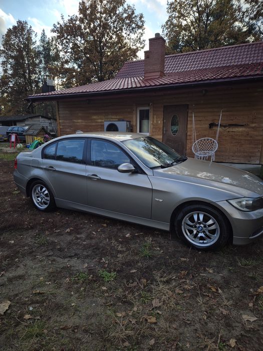 Bmw e90 2007 benzyna