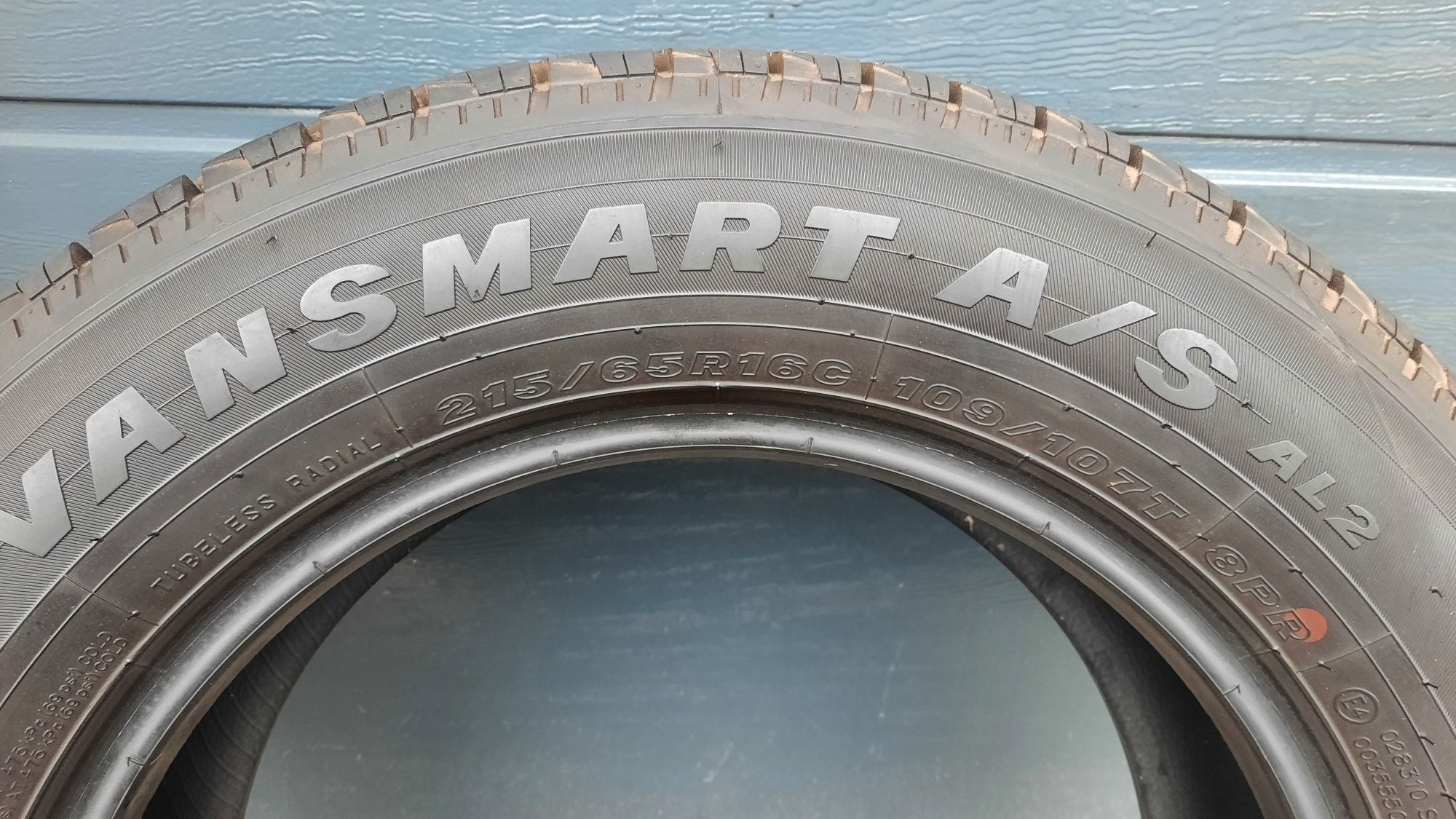 Maxxis 215/65 R16 C VanSmart A/S AL2