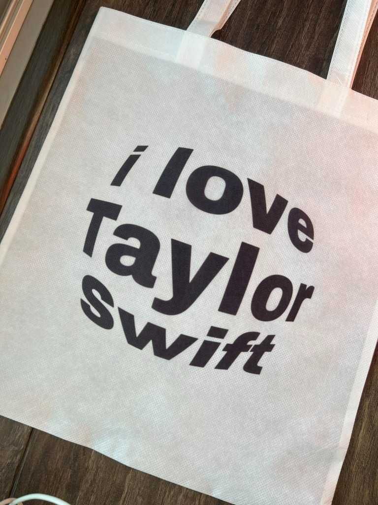 torba taylor swift tote bag napis black white