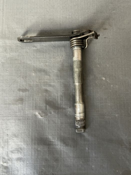 Wałek zmiany biegów wybierak HONDA CRF450 4T 02-08r