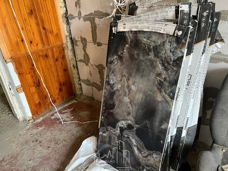 Продам будинок під ремонт!