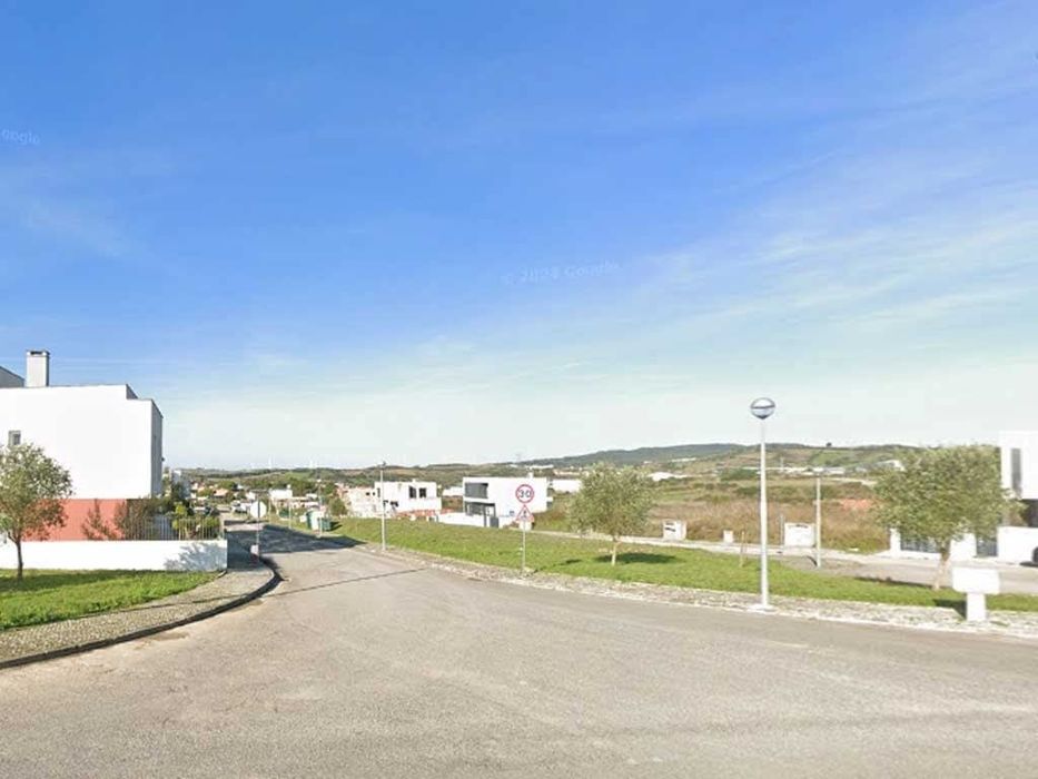 Lote para construção espaço comercial Arranhó