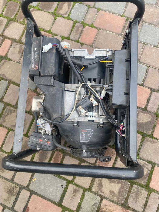 Инверторный генератор Weekender PRO3600I під ремонт