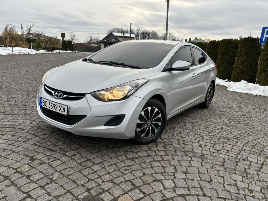 Hyundai elantra avtomat 2011