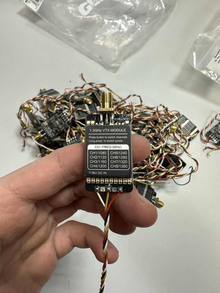 Відеопередавач VTX на 1.2, 1.3