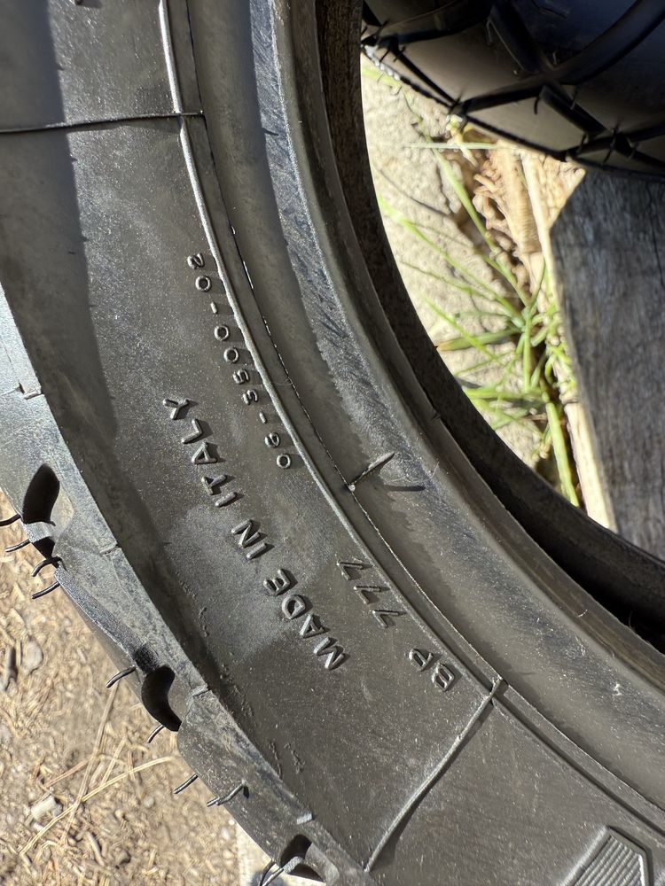 Шини для мопеда, скутера 120/70R11 Michelin Dexter