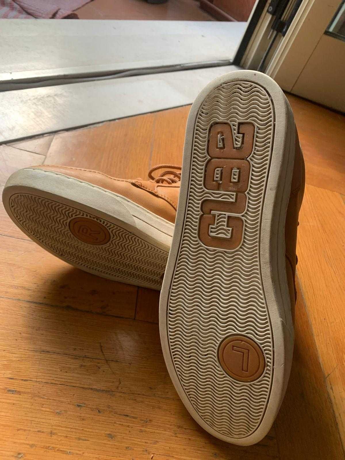 Botas Clae 43 Camel