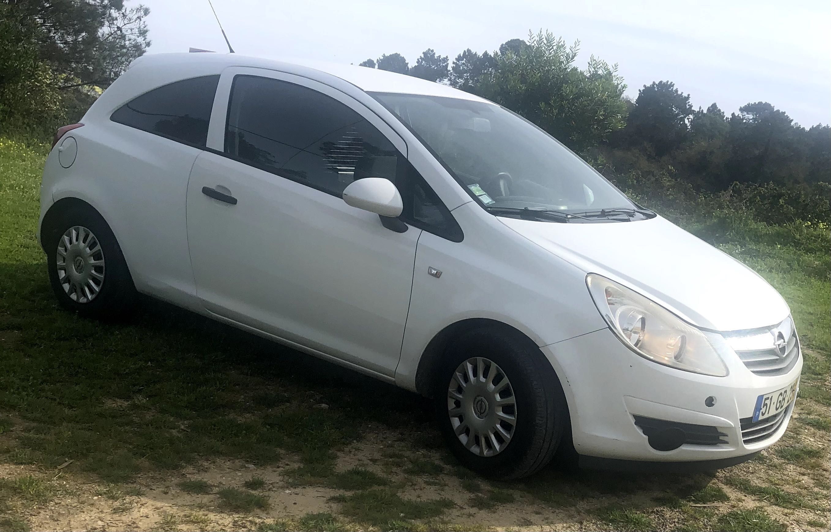 OPEL CORSA 1.3CDTI - o próprio