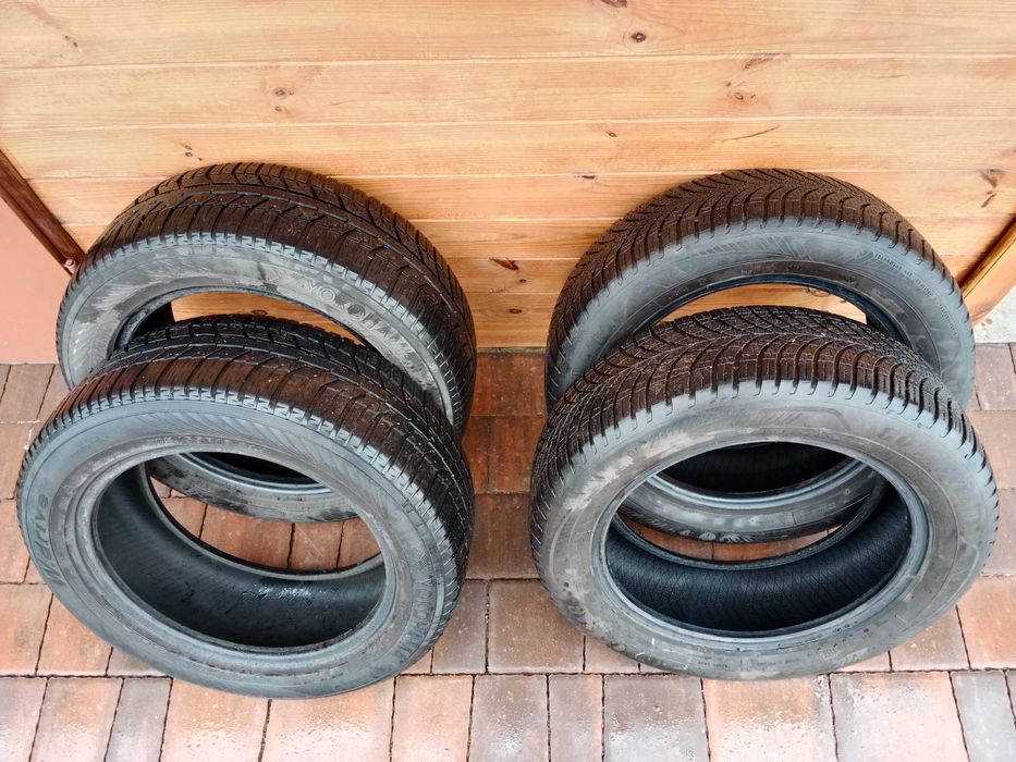 Opony zimowe Goodyear/ yokohama