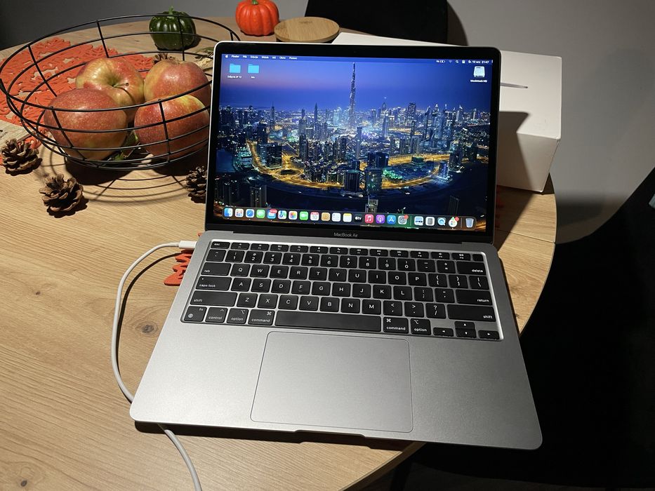 MacBook Air M1 – idealny, faktura, komplet, tylko 64 cykle! Zamiana